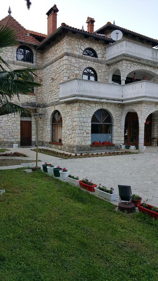Hotel Sara Buzet Exteriér fotografie
